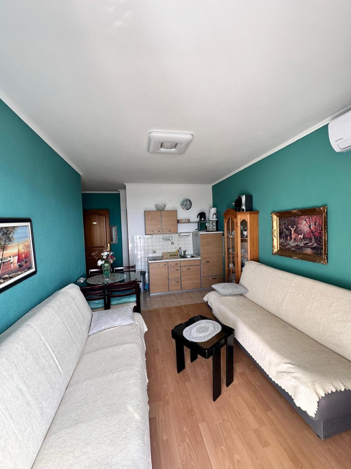 Apartmani Djurda Krk Town Exteriör bild