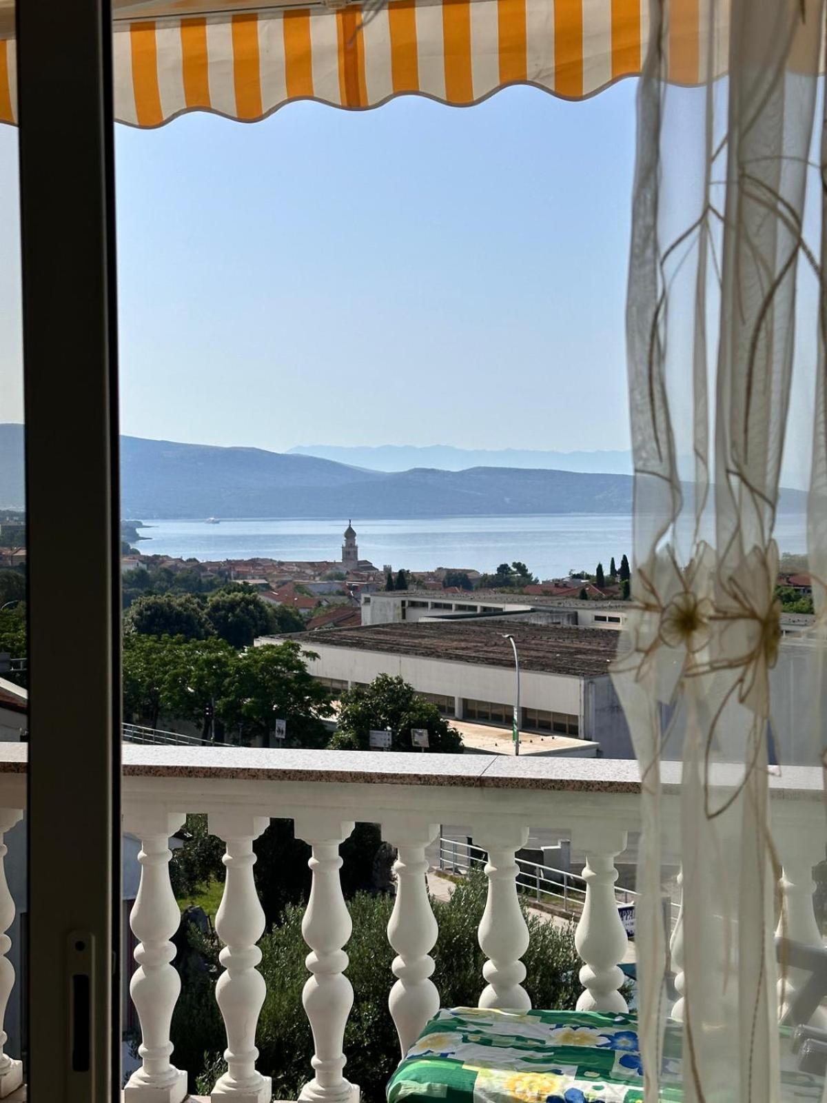 Apartmani Djurda Krk Town Exteriör bild