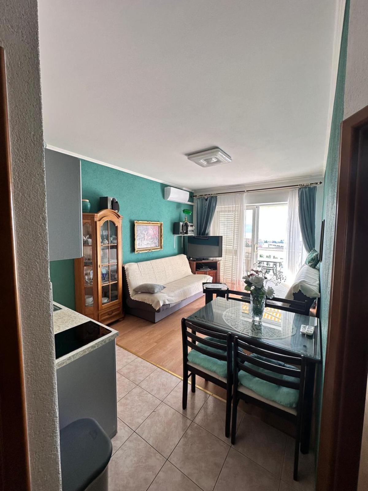 Apartmani Djurda Krk Town Exteriör bild