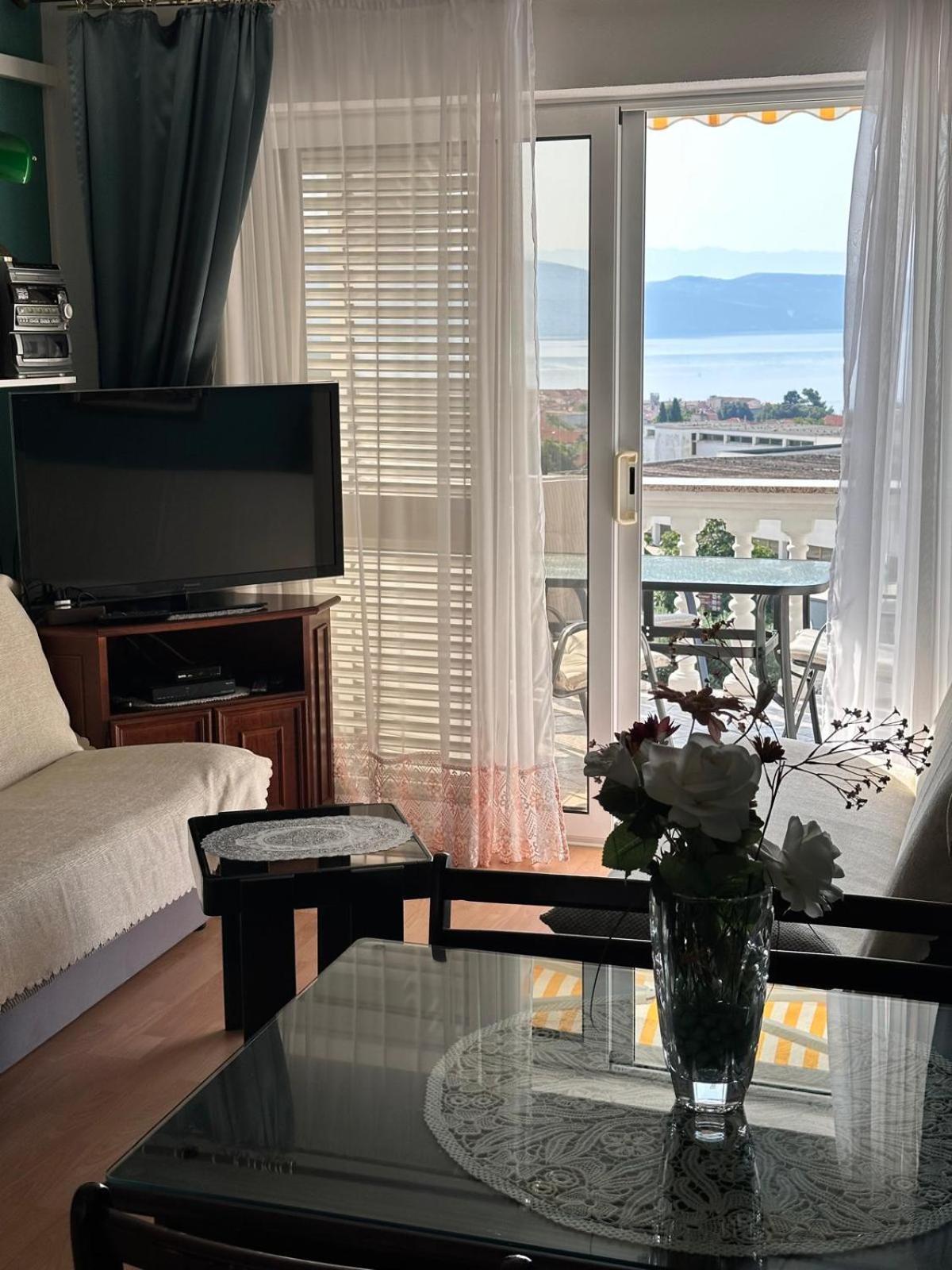 Apartmani Djurda Krk Town Exteriör bild