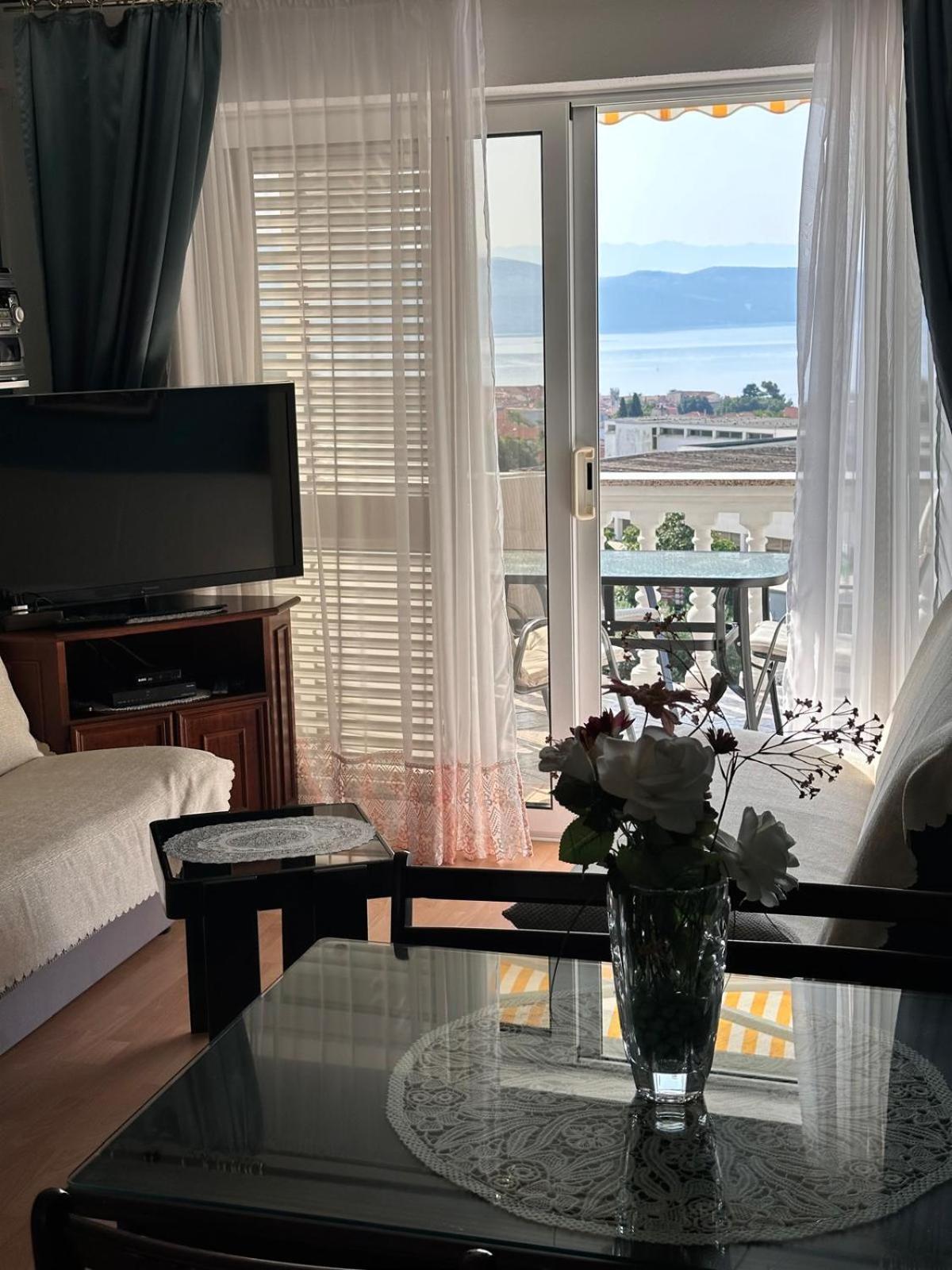 Apartmani Djurda Krk Town Exteriör bild